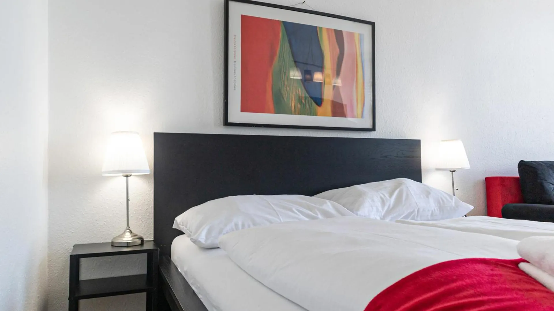 Sweet 2 Bedroom Apt For 5P, Ideal For Long-Term Stays Vienna Apartment